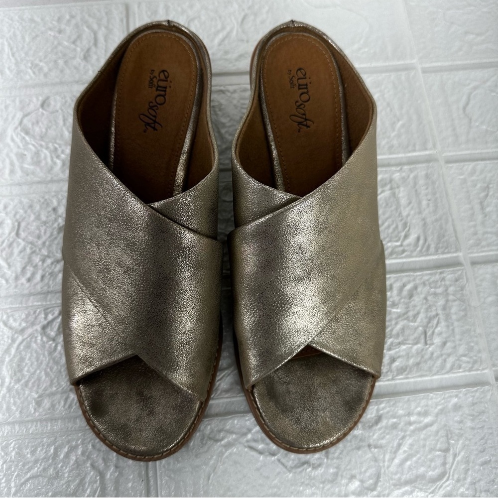 Eurosoft Cidney sandals Light Taupe Metallic golden Block Heels Size 9.5